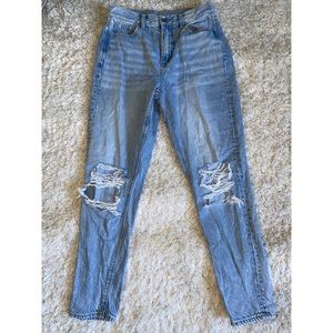American Eagle Mom Jeans